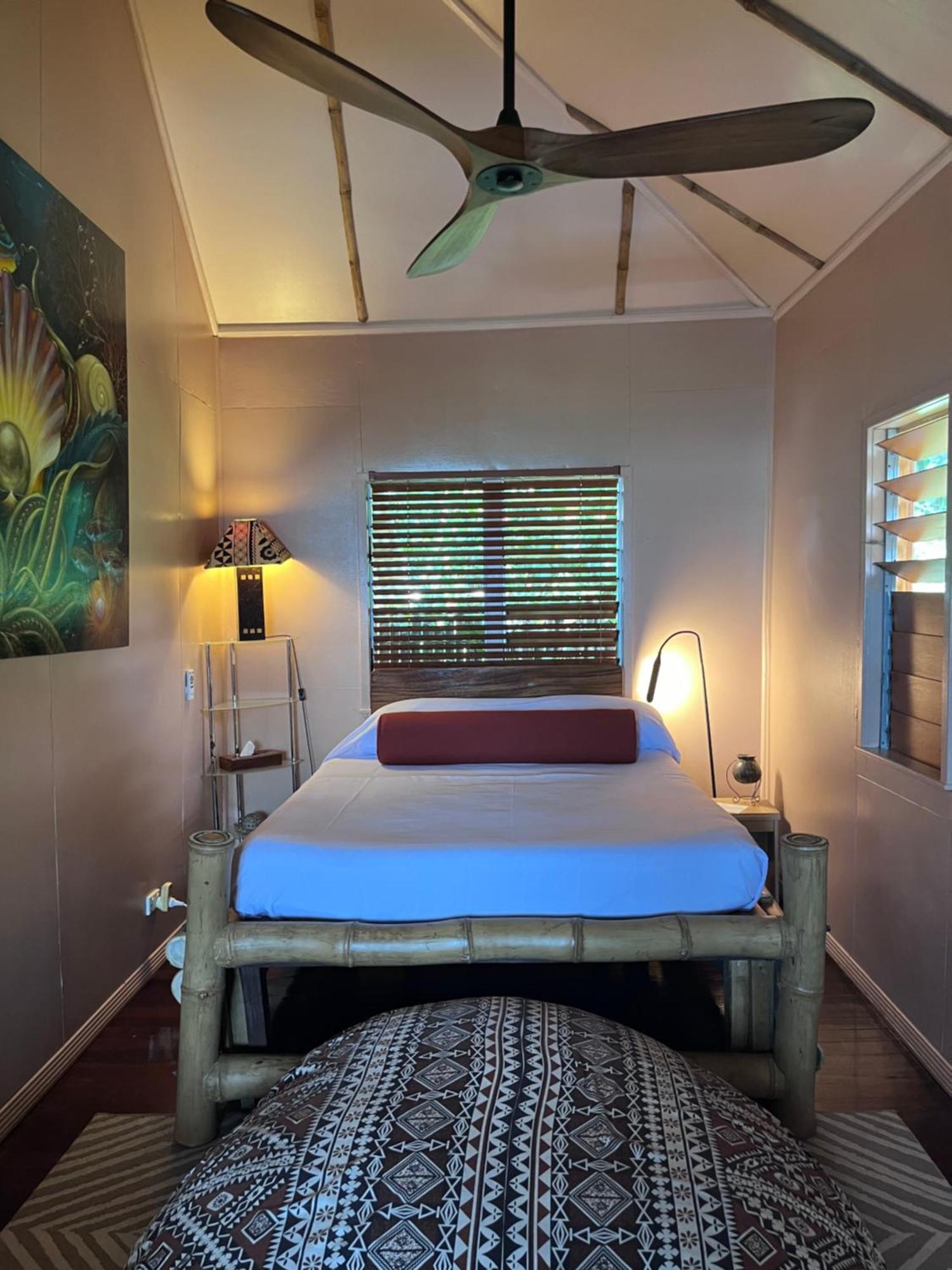 Naveria Heights Lodge Savusavu Exterior photo